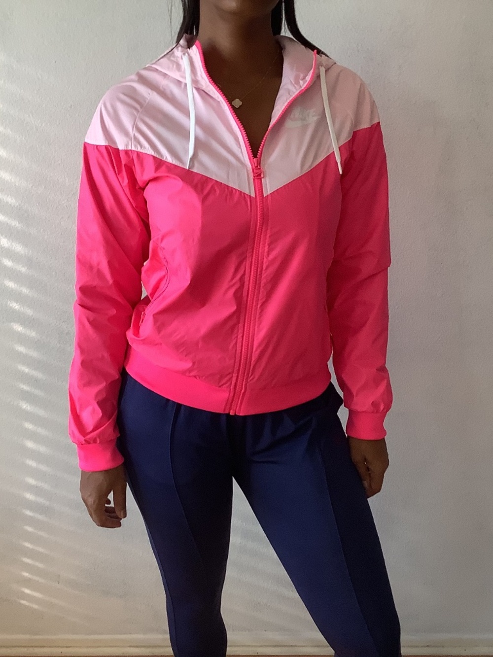 NWT Vintage Nike Windrunner Windbreaker Jacket Pink White Colorblock Women Small